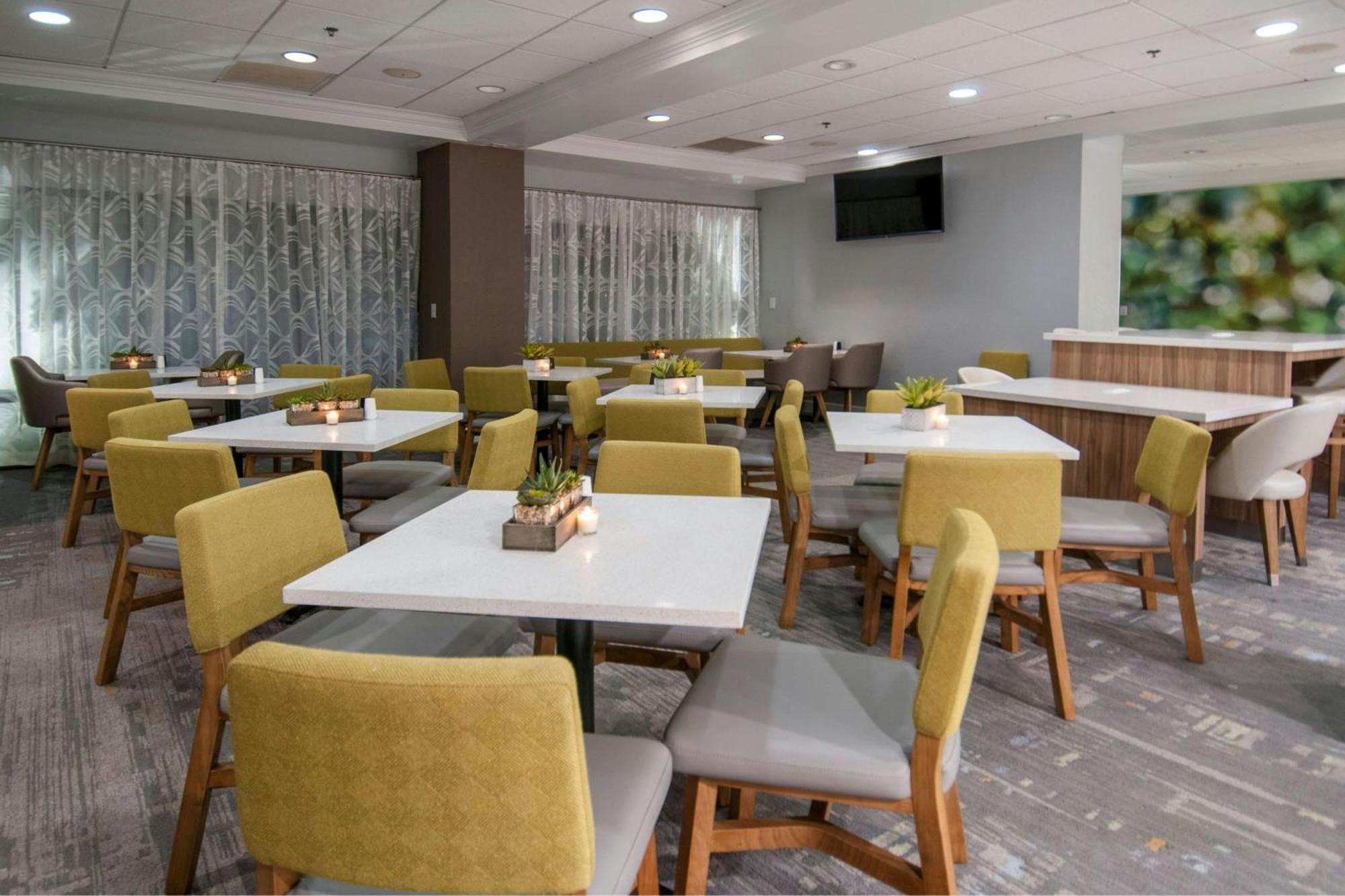 Four Points By Sheraton Alexandria Eksteriør bilde